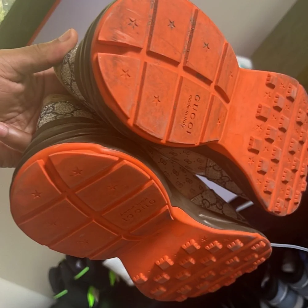 GUCCI RHYTON SNEAKERS - Picture 4 of 5